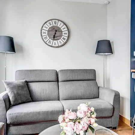 Ac & 10min From Marais L Center Of *