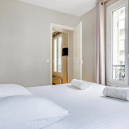 Ac & 10min From Marais L Center Of Apartman