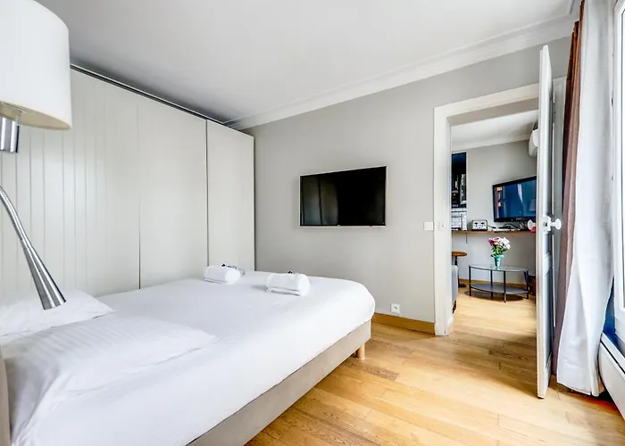 Ac & 10min From Marais L Center Of *